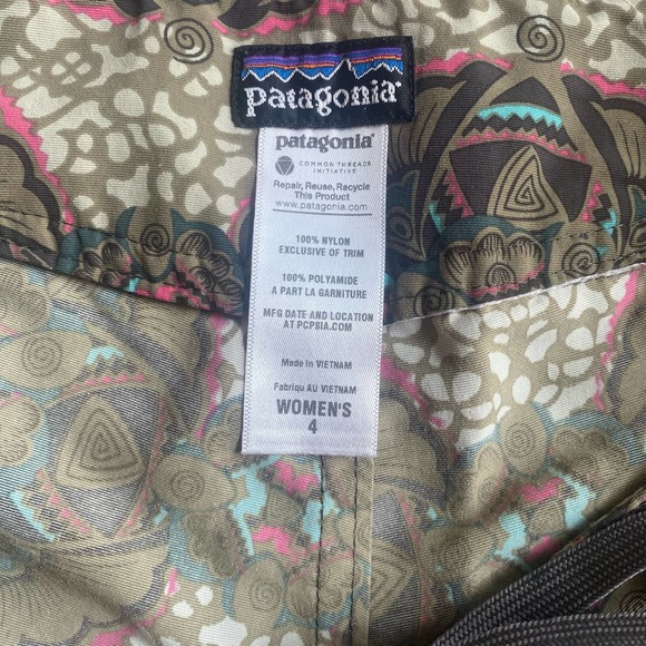 Patagonia brown and pink patterned nylon shorts - Picture 9 of 9
